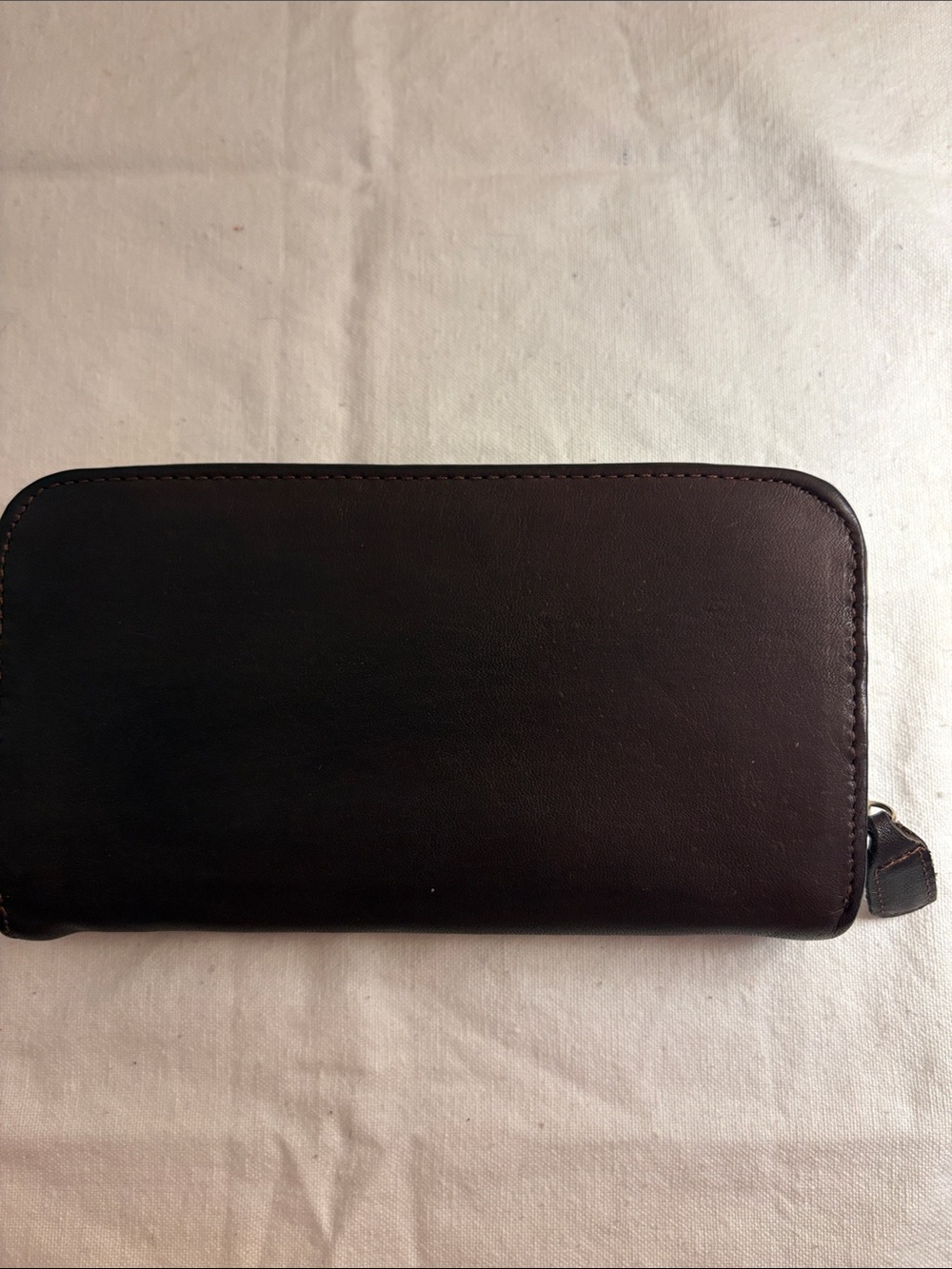 Brown Handcrafted Leather Zip Wallet, made in Bolivia - Picture 6 of 12